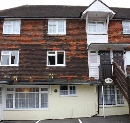Robertsbridge Retreat At Cornhill Self Catering Apartments Номер фото