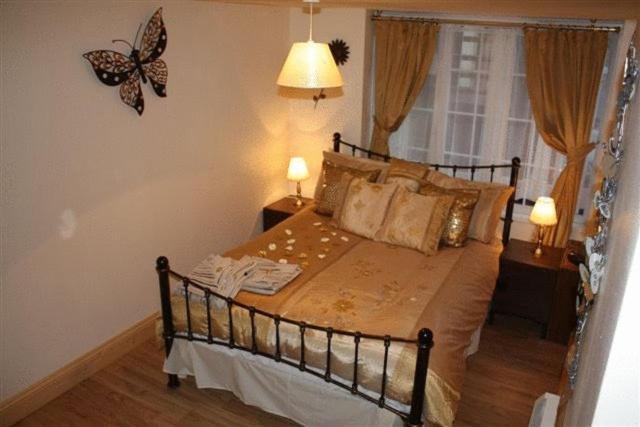 Robertsbridge Retreat At Cornhill Self Catering Apartments Номер фото