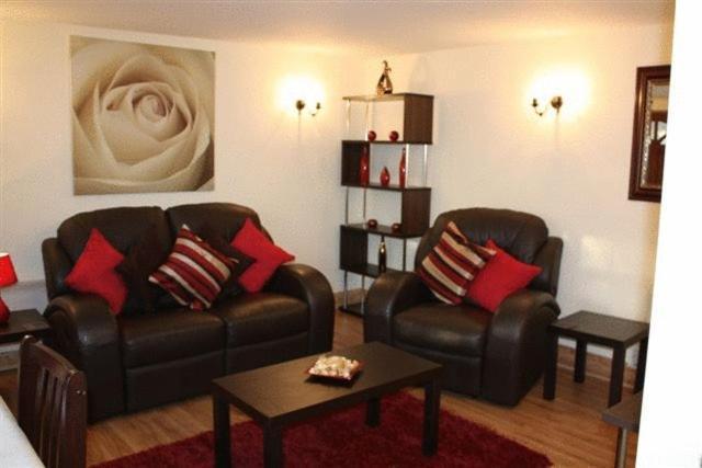 Robertsbridge Retreat At Cornhill Self Catering Apartments Номер фото